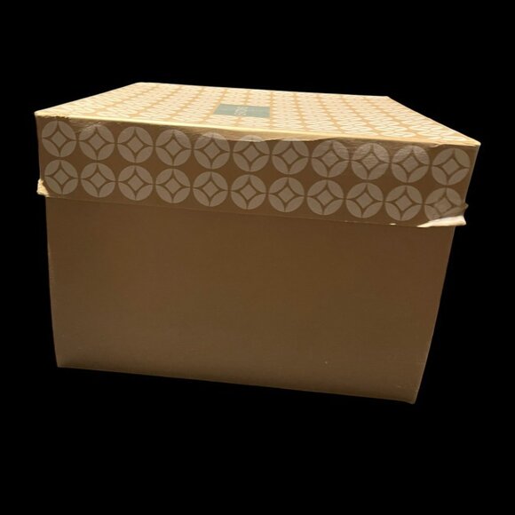 Vintage Eaton's Original Gift Box - Empty - Canada - Original Packaging - Picture 3 of 6